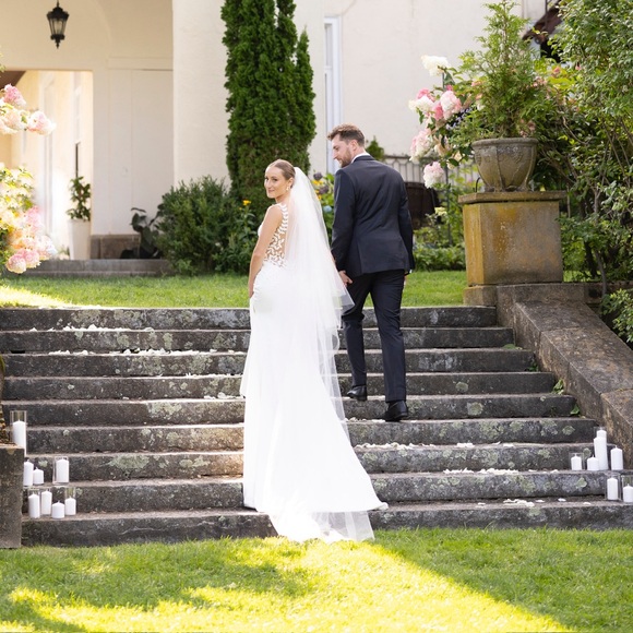 Berta Glimmer Tulle Circle Cathedral Veil - Picture 6 of 7